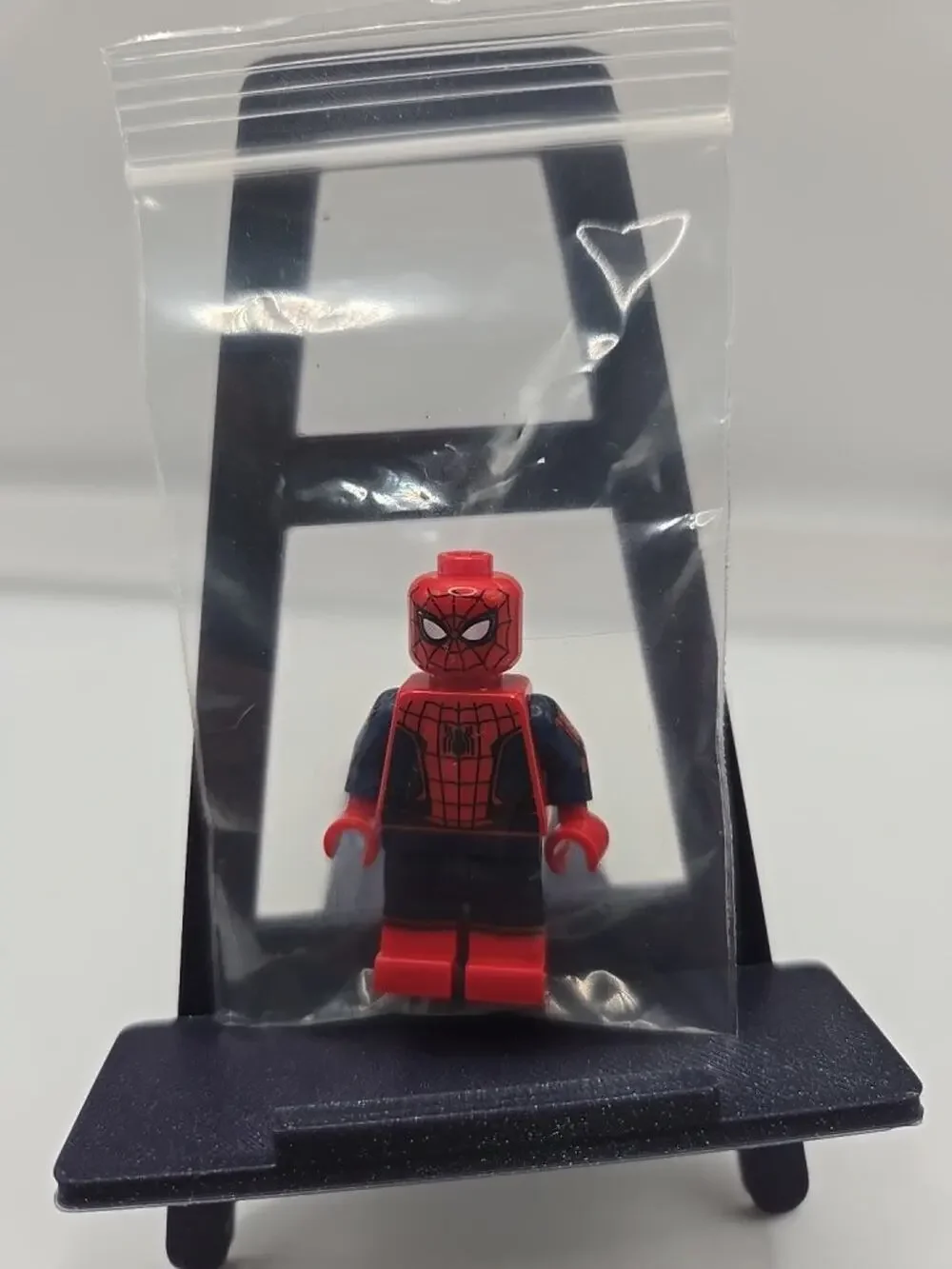 Spider-Man No Way Home from set 76184 Marvel Superhero great condition